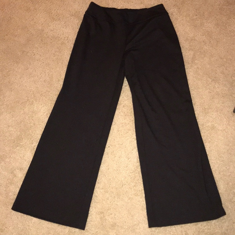 Black trousers